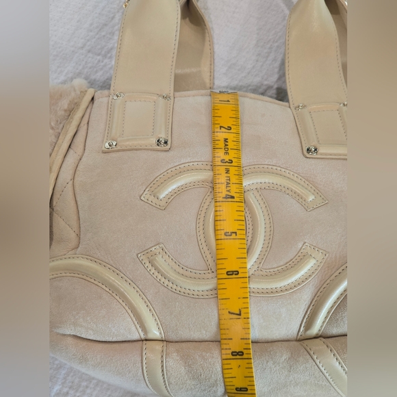 Chanel Sparkle Tote Suede Beige Leather Shearling Chain Cream Purse Shoulder Bag - Picture 16 of 16